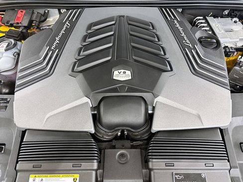 Used 2024 Lamborghini Urus Performante image 32