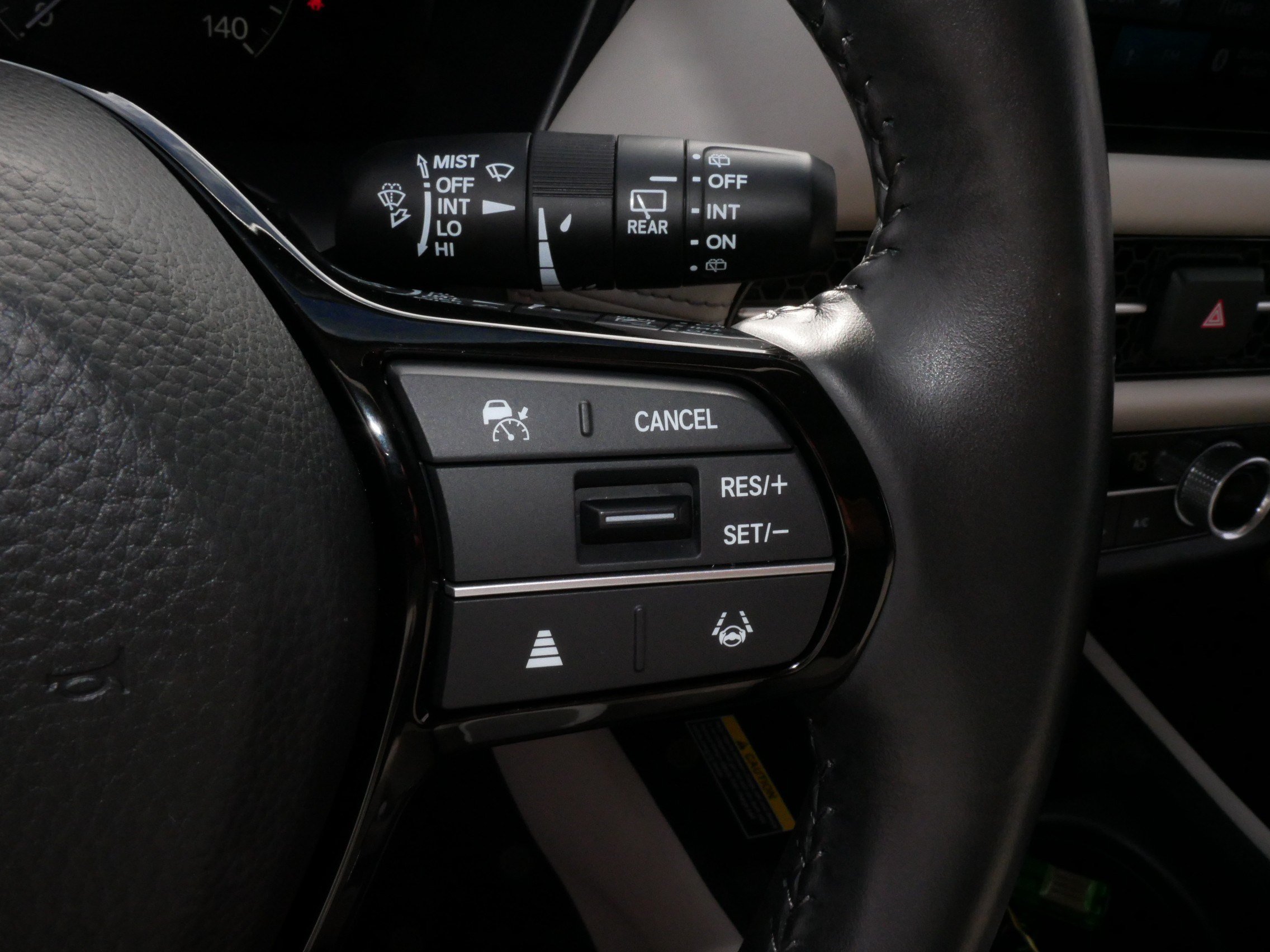 Used 2024 Honda HR-V EX-L image 25