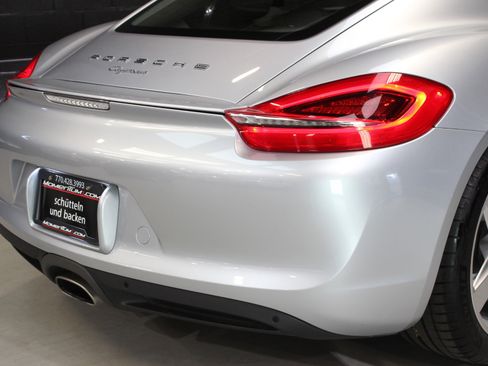 Used 2015 Porsche Cayman image 14