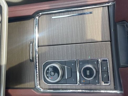 Used 2023 Ford Expedition Max Limited image 28