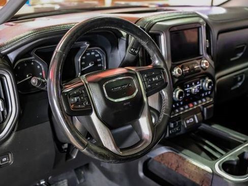 Used 2022 GMC Sierra 2500 Denali image 17