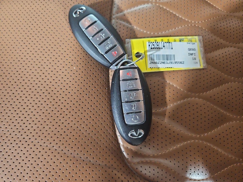 Used 2018 INFINITI QX80 4WD w/ Deluxe Technology Package image 30