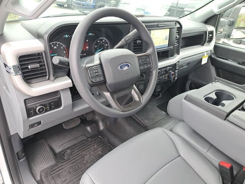 New 2026 Ford F250 XL w/ XL Driver Assist Package RWD image 18
