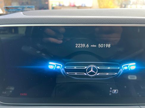 Used 2021 Mercedes-Benz GLE 350 4MATIC image 21