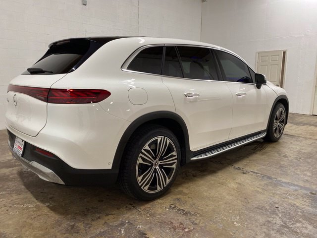 Used 2024 Mercedes-Benz EQS 450+ SUV image 5
