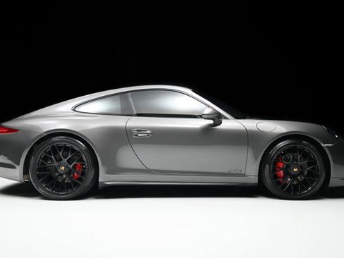 Used 2016 Porsche 911 Carrera 4 GTS AWD/4WD image 2