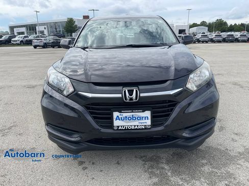 Used 2018 Honda HR-V LX image 8