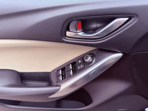 Used 2016 MAZDA MAZDA6 Touring image 17