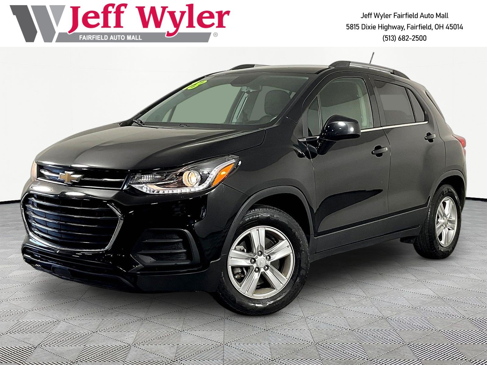 Used 2018 Chevrolet Trax LT FWD image 1