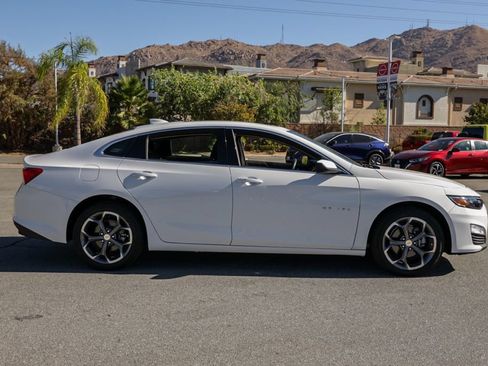 Used 2023 Chevrolet Malibu LT FWD image 3