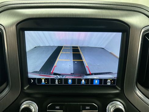 Used 2023 GMC Sierra 3500 Denali image 15