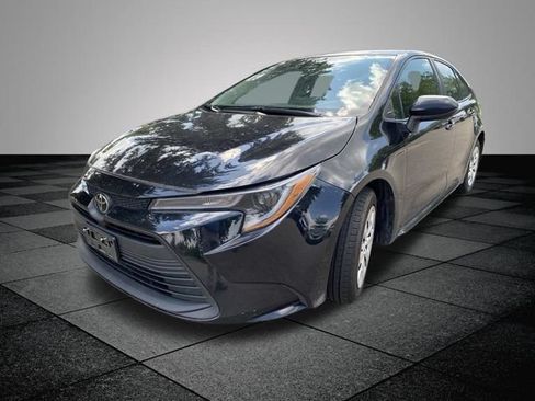 Used 2023 Toyota Corolla LE FWD image 8
