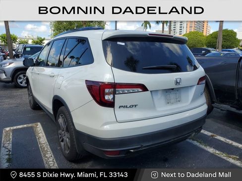 Used 2022 Honda Pilot Sport image 3