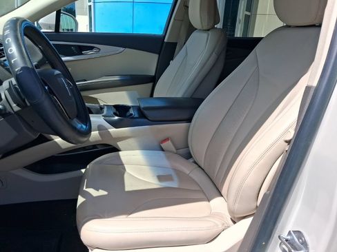 Used 2020 Lincoln Nautilus FWD w/ Equipment Group 101A image 19