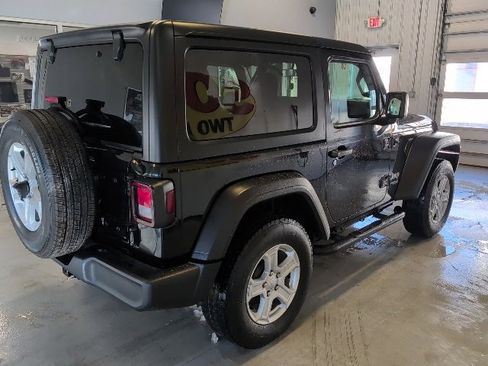 Used 2019 Jeep Wrangler Sport w/ Quick Order Package 28S image 5