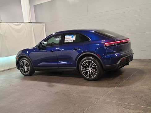 New 2026 Porsche Macan Electric image 3