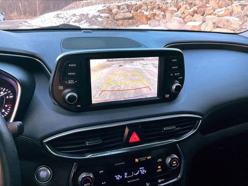 Used 2019 Hyundai Santa Fe SEL w/ Cargo Package image 18