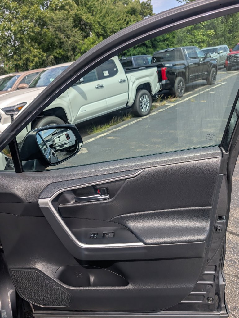 Certified 2024 Toyota RAV4 XLE AWD/4WD image 20