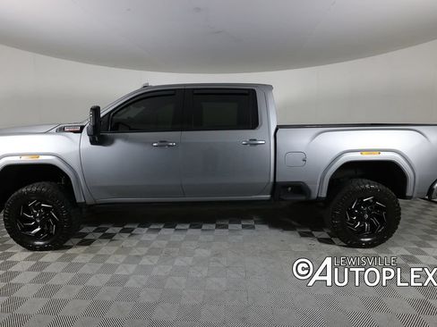 Used 2025 GMC Sierra 2500 AT4 w/ AT4 Premium Plus Package AWD/4WD image 10