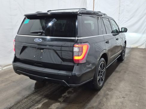 Used 2019 Ford Expedition Limited w/ Equipment Group 303A image 3