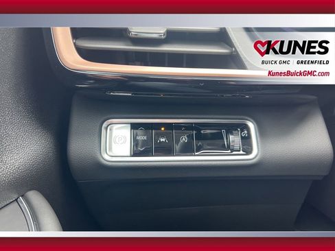 New 2026 Buick Envision Sport Touring image 25