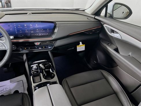 New 2026 Buick Envision Avenir image 18