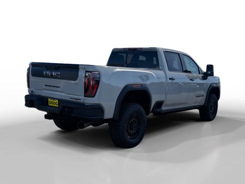 New 2026 GMC Sierra 2500 AT4X w/ AT4X AEV Edition AWD/4WD image 5