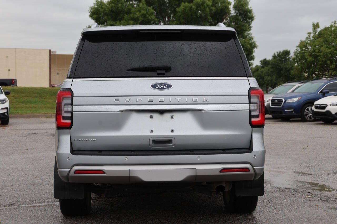 Used 2023 Ford Expedition Platinum AWD/4WD image 10