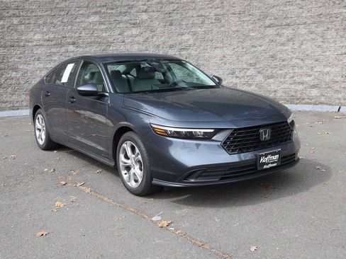 Used 2025 Honda Accord LX image 2