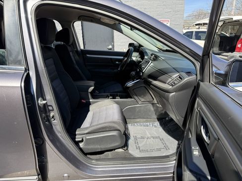 Used 2019 Honda CR-V LX image 14