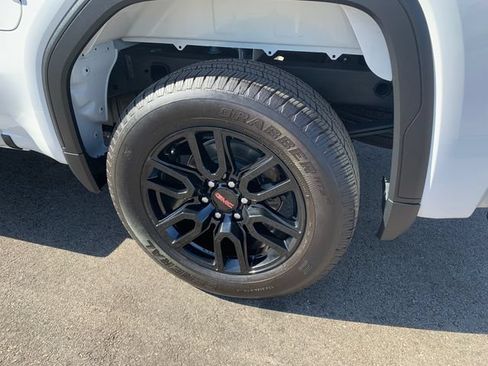 Used 2026 GMC Sierra 1500 Pro w/ Graphite Edition RWD image 11