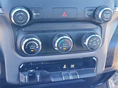 Used 2024 RAM 2500 Big Horn image 26