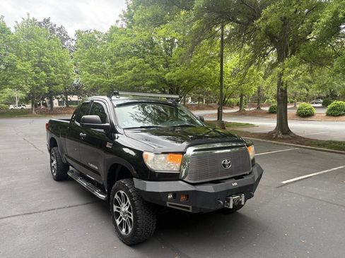 Used 2013 Toyota Tundra 4x4 Double Cab w/ SR5 Pkg image 42