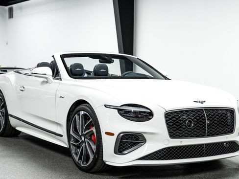 Used 2025 Bentley Continental GT Speed AWD/4WD image 3
