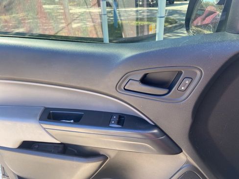 Used 2020 Chevrolet Colorado W/T image 5