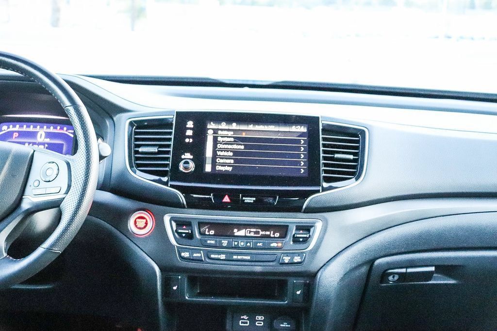 Used 2024 Honda Passport TrailSport image 15