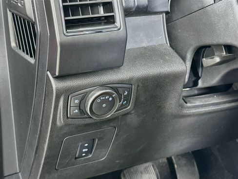 Used 2017 Ford F150 XLT w/ Equipment Group 302A Luxury AWD/4WD image 10