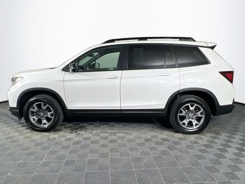 Certified 2023 Honda Passport TrailSport image 3