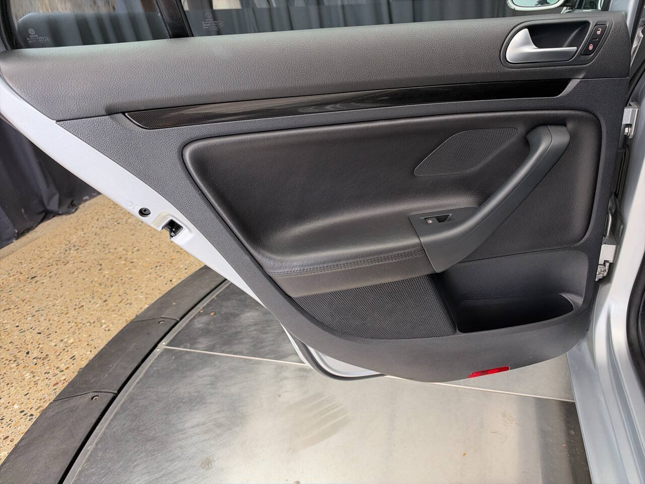 Used 2014 Volkswagen Jetta SE FWD image 18