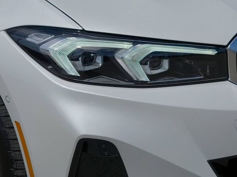 New 2026 BMW 330i Sedan w/ Premium Package RWD image 6
