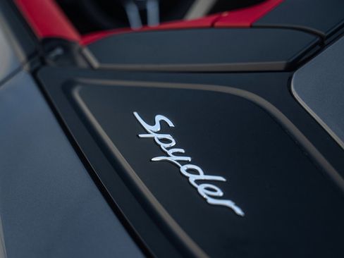 Used 2016 Porsche Boxster Spyder image 21