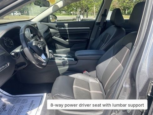 Used 2024 Nissan Altima 2.5 SR image 11