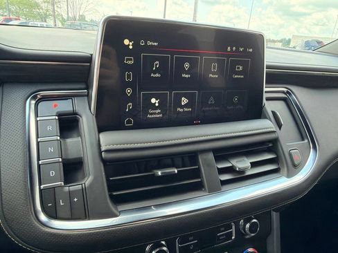 Used 2024 GMC Yukon SLT w/ SLT Luxury Package AWD/4WD image 28