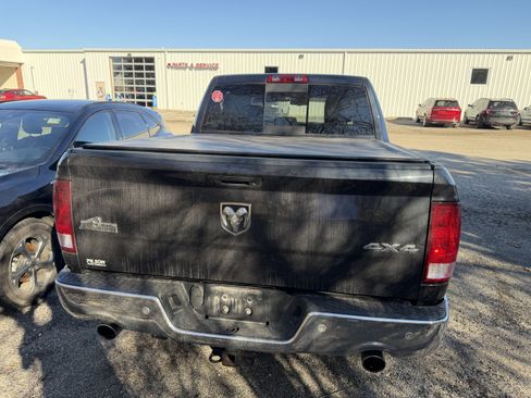 Used 2017 RAM 1500 Big Horn image 8