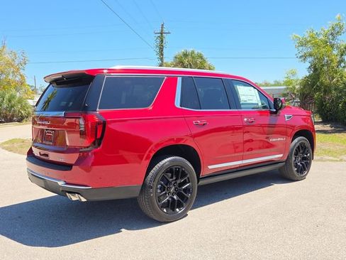 New 2026 GMC Yukon Denali w/ Sun & Power Step Package image 4