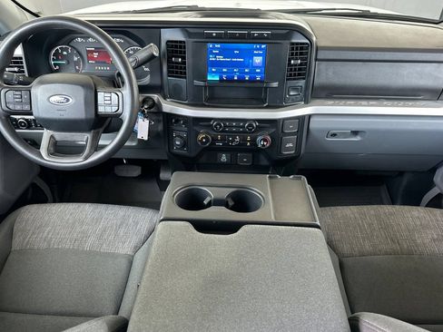 Used 2024 Ford F250 XLT w/ FX4 Off-Road Package AWD/4WD image 16