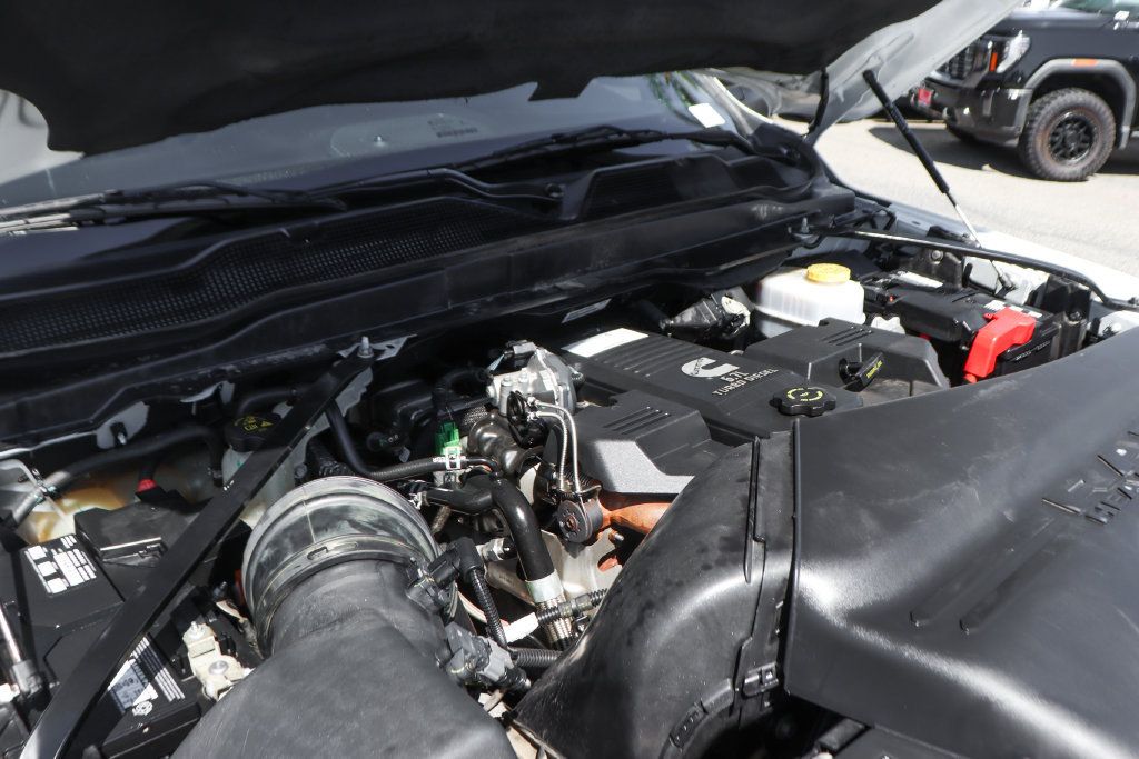 Used 2024 RAM 3500 Big Horn AWD/4WD image 12