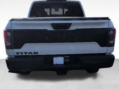 Used 2024 Nissan Titan PRO-4X w/ Pro-4x Utility Package AWD/4WD image 8