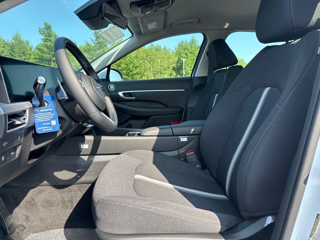New 2026 Hyundai Sonata SEL FWD image 18