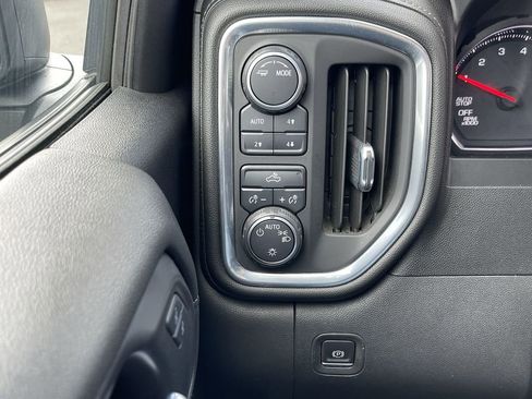 Certified 2021 Chevrolet Silverado 1500 LT w/ All Star Edition Plus AWD/4WD image 17